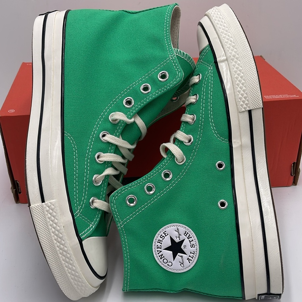 Converse Men’s Emerald High-Top Sneakers A08613F
CHUCK 70 HI
APEX GREEN/EGRET/BL - Picture 11 of 16